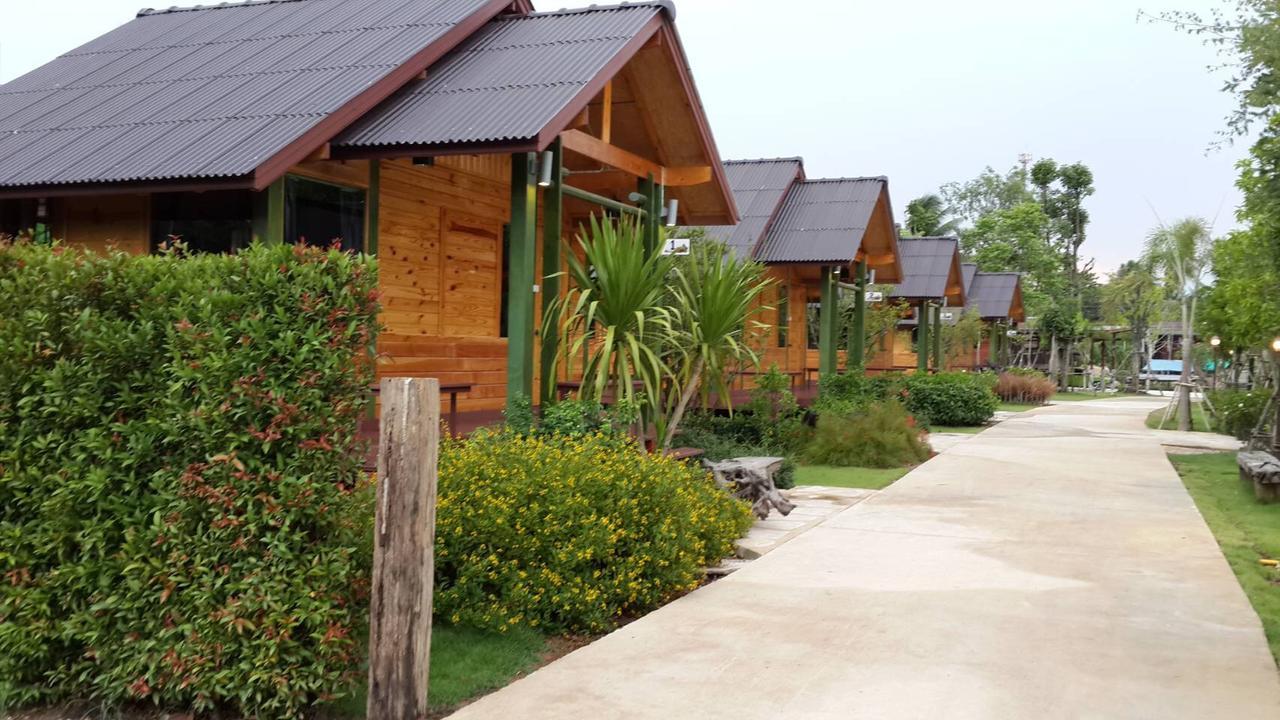 Nung Ni Bang Khon Thi Resort Амфава Екстериор снимка